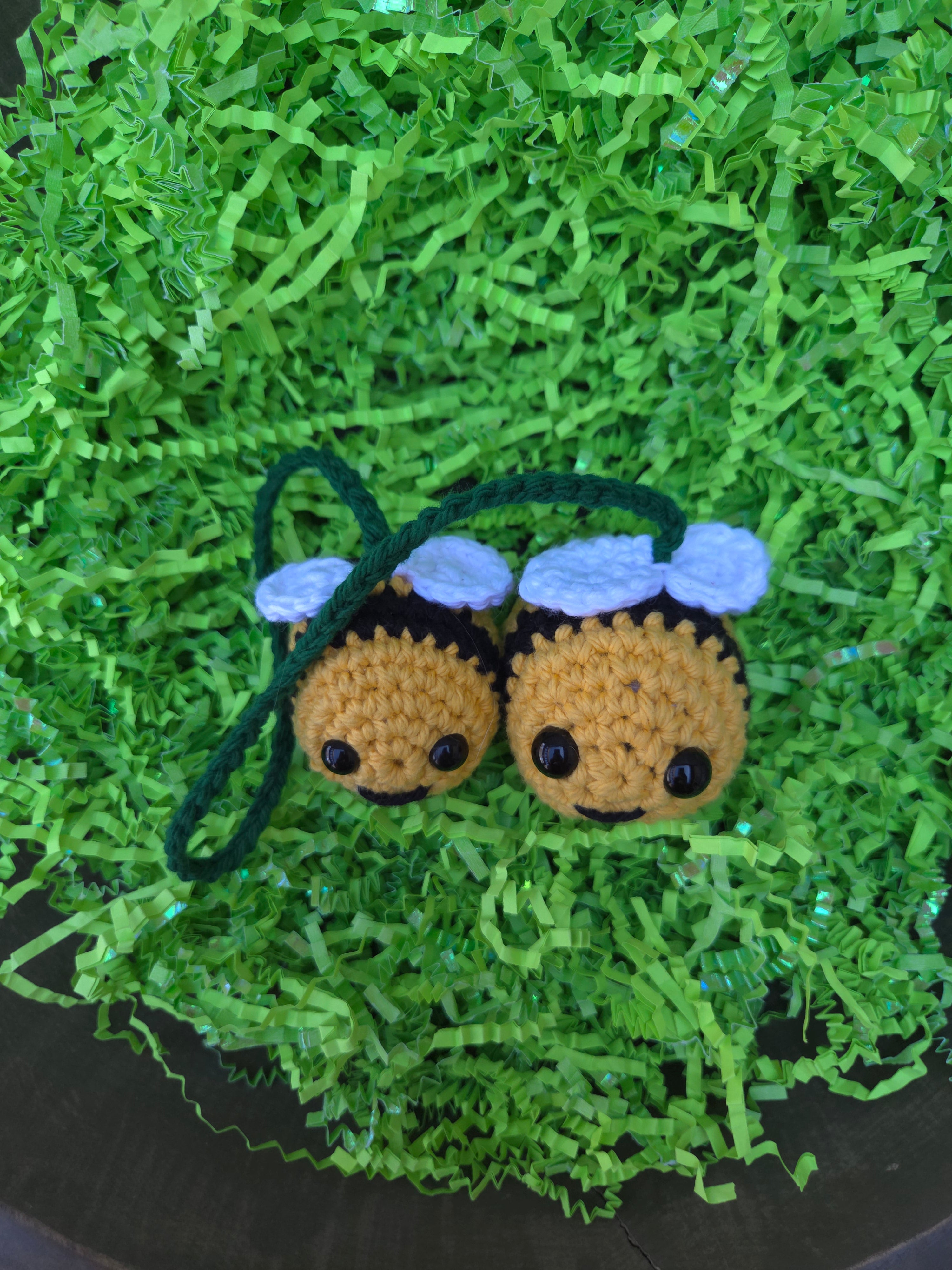Crochet Bee Car Decor – Handmade Plush Rearview Mirror Charm